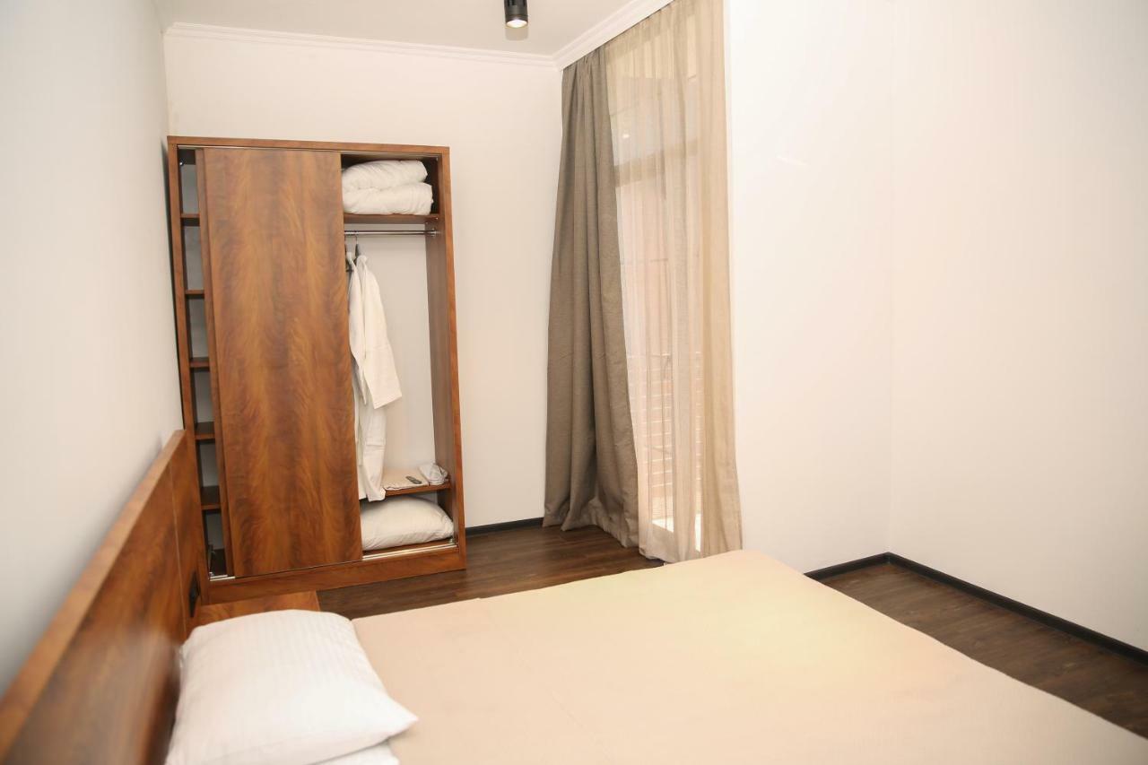 Citron Cottages Batumi Exteriör bild